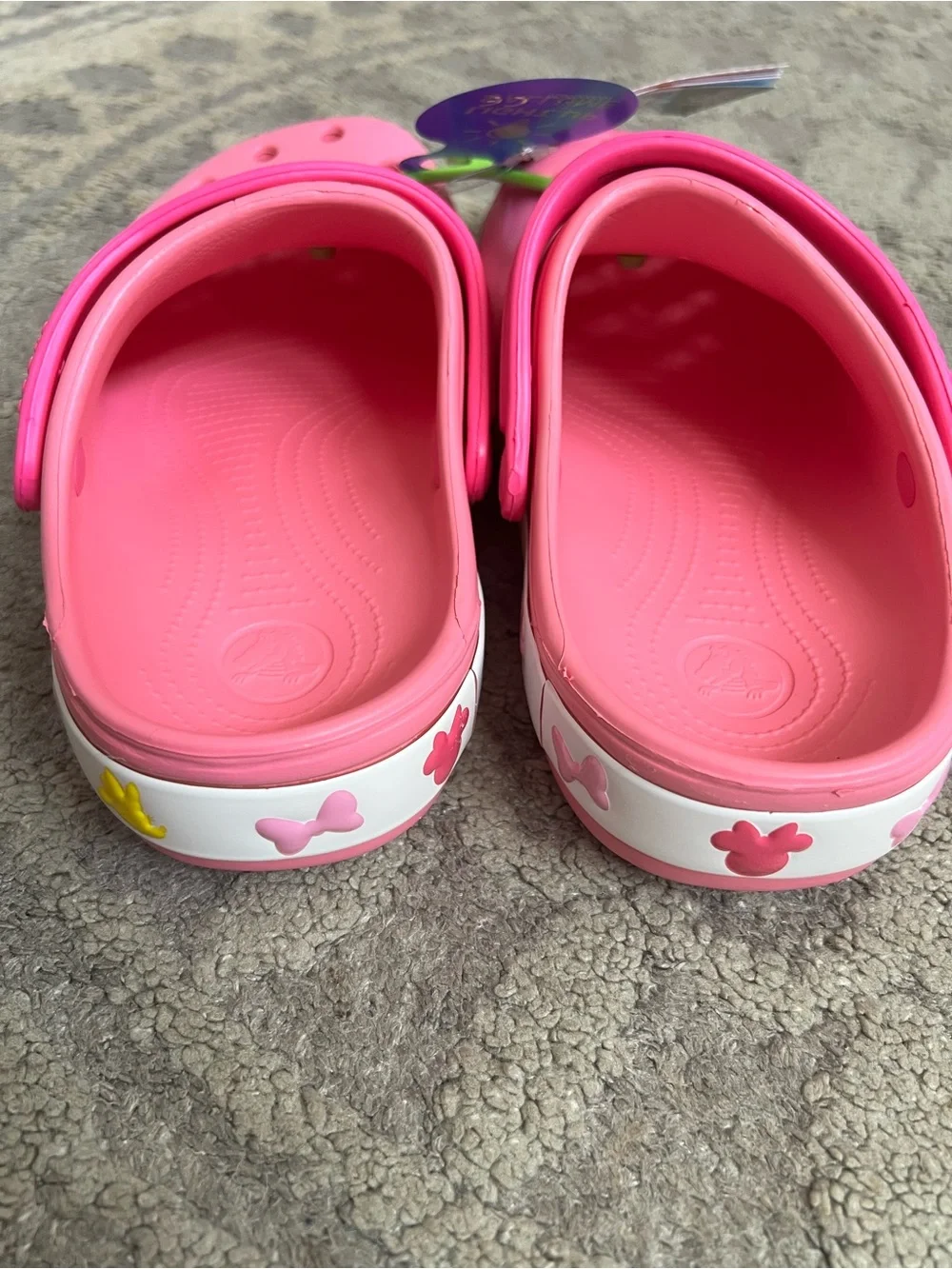 NWT❤️CROCS Kids Bright Pink Clog Sandals with Character Trim